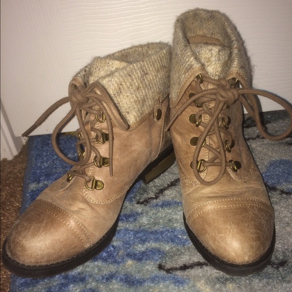 Arizona ankle boots