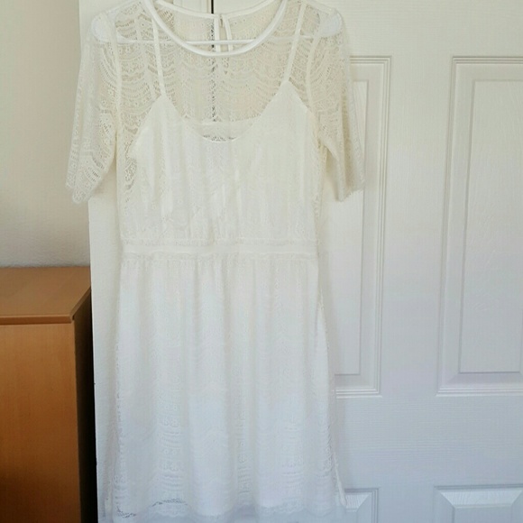 Max & Cleo Lace Short-sleeves dress