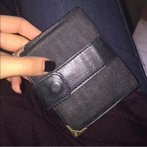 Vintage Authentic Fendi wallet💰