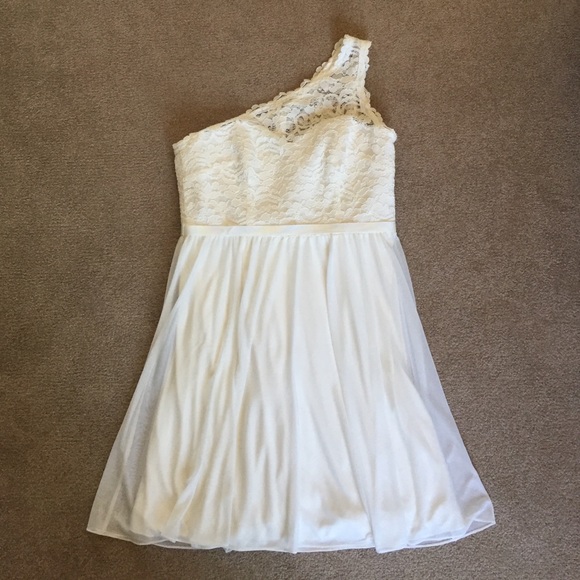 Ivory One-shoulder Lace Top Dress