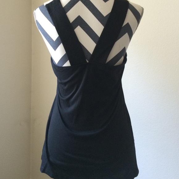 NWOT Crocheted hi-lo tank w/ open back straps - Picture 3 of 4