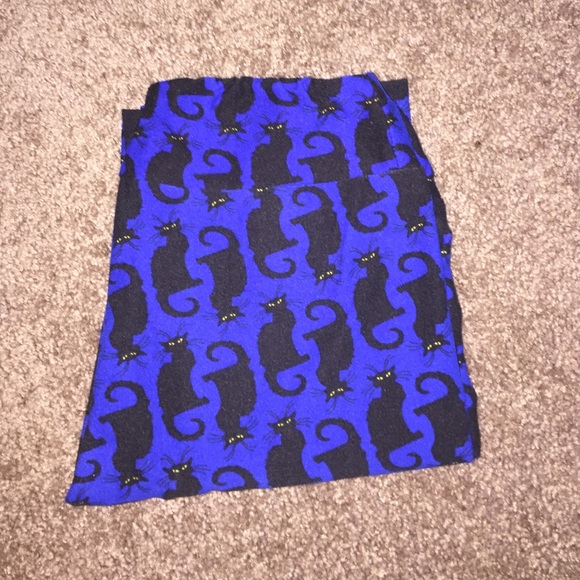 Black cat leggings