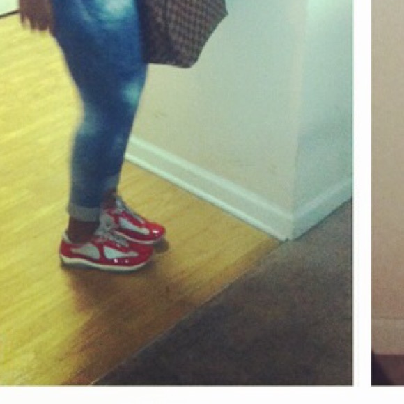 Prada shoes - Picture 2 of 5