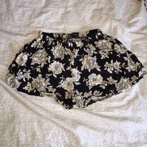Brandy Melville Remi Shorts