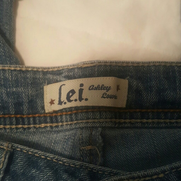 Capries - Picture 3 of 4