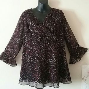 Beautiful flowing blouse