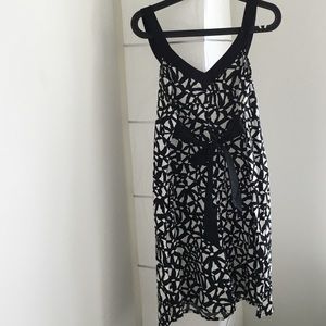 Cute summery black and white dress