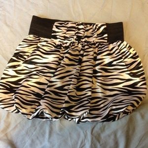 French Atmosphere zebra print skirt