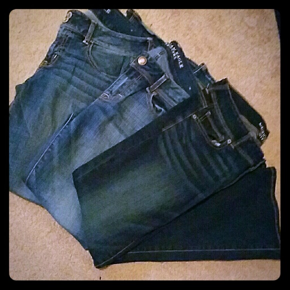 SOLD LOT OF 3 American Eagle Size 10 Short Jeans