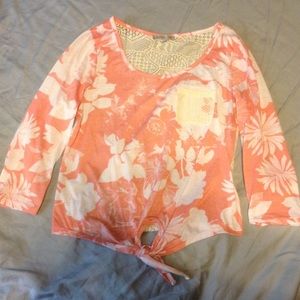Charlotte Russe quarter sleeve top