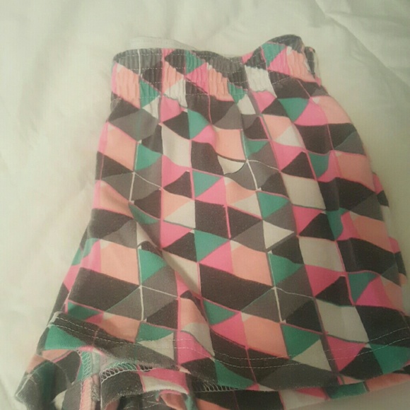 Shorts - Picture 4 of 4
