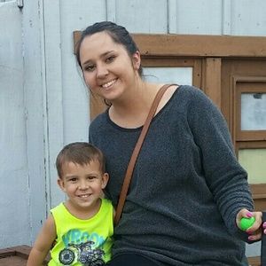 Meet your Posher, Mallory