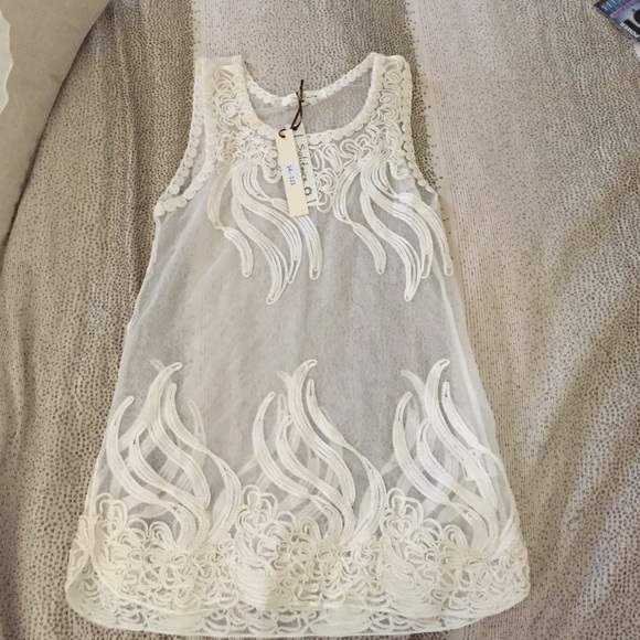 Brand new classy top