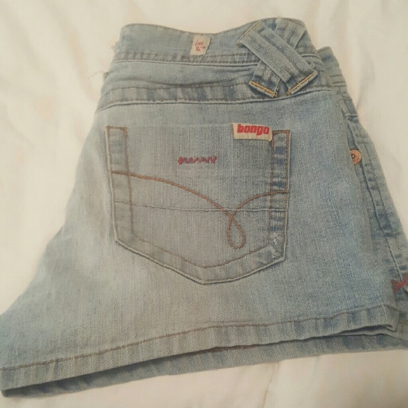 Shorts - Picture 2 of 3