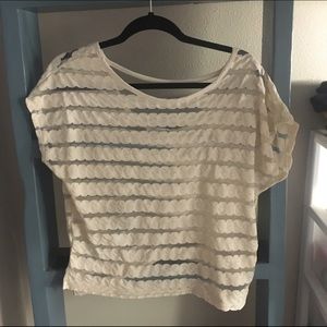 Adorable Summer Top ☀️