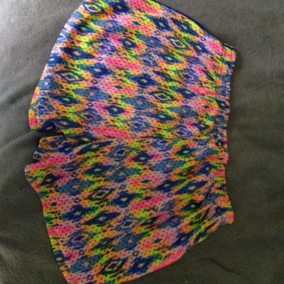 Patterned shorts