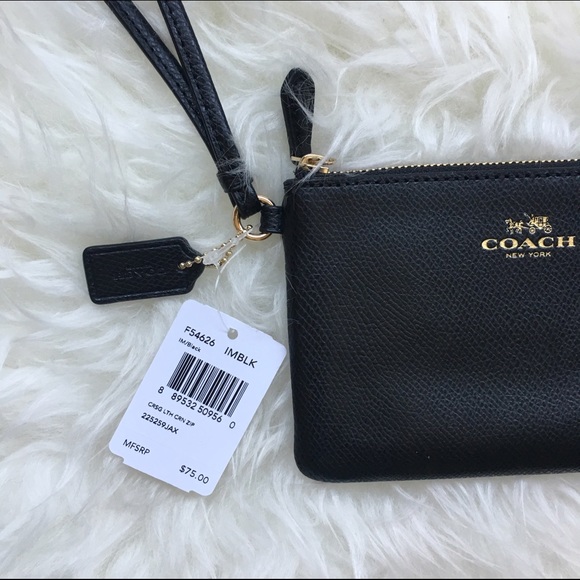 ⚡️️FLASH SALE⚡️🆕 Coach wristlet - Picture 2 of 3
