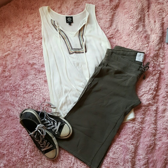 Abercrombie and Fitch Bermuda short