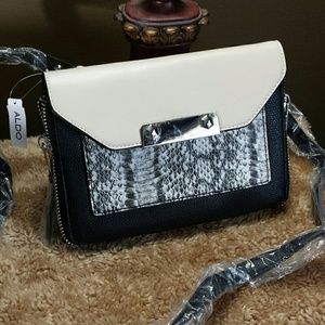 Aldo - Bone /Blk Snakeskin Crossbody bag - NWT