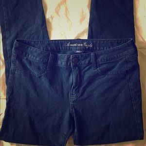 American Eagle Navy Jegging