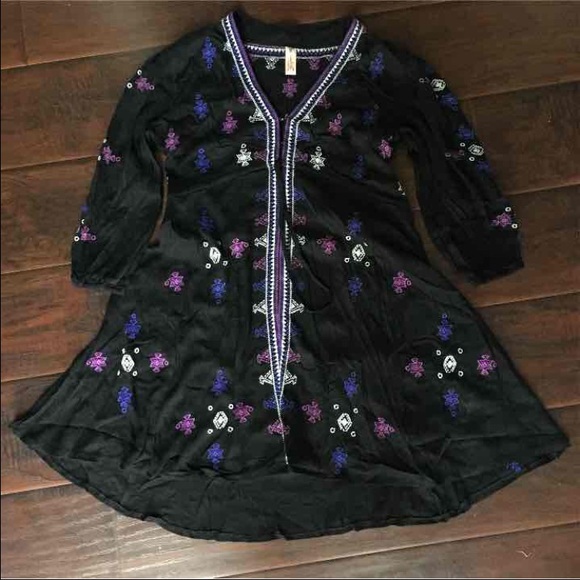 Embroidered Dress - Picture 2 of 4