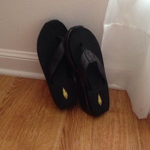 Black/Silver Volatile Flip Flops