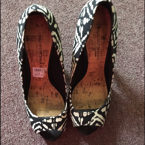 Black & white peep toe heels