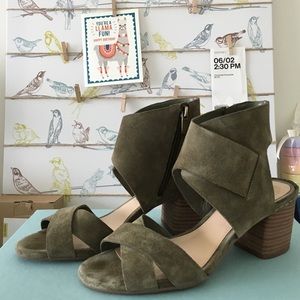 Suede olive color heel sandal