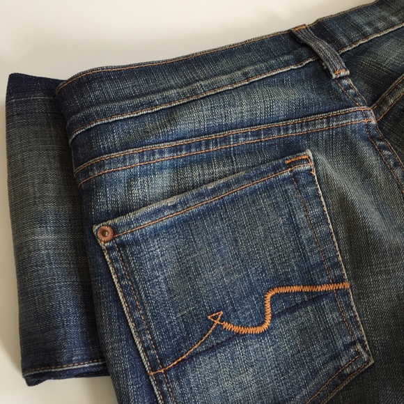 Sale!💯Authentic 7 for All Mankind boot cut jeans