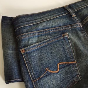 Sale!💯Authentic 7 for All Mankind boot cut jeans