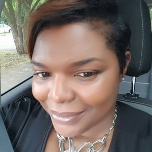 Meet your Posher, Antoinette