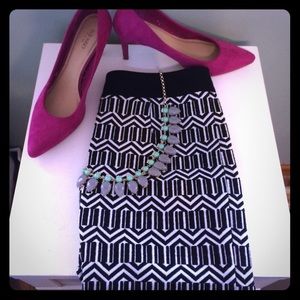 Unique Banana Republic Geometric Pencil Skirt