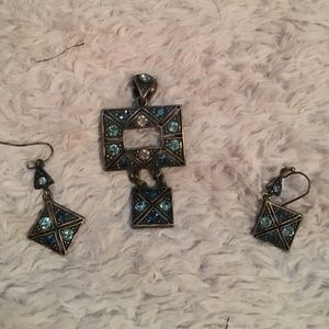 Lia Sophia slide and earrings