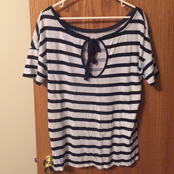 Cute back detail Navy striped top Sz Med - Picture 2 of 4