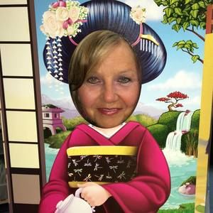 Meet your Posher, Kim