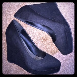NWOT Black Platform Wedges
