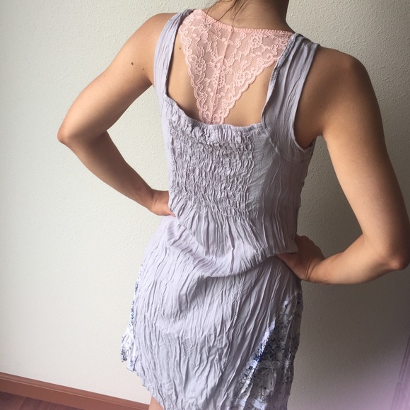 Boho chic dress! Size Small Never worn!! - Picture 2 of 2