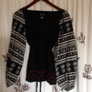 Festive Latin style blouse