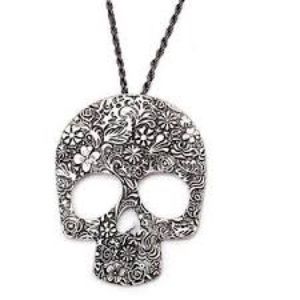 Carved skull long necklace