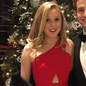 Meet your Posher, Carly