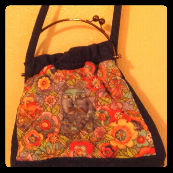 A One of a kind handmade purse - Picture 1 of 3