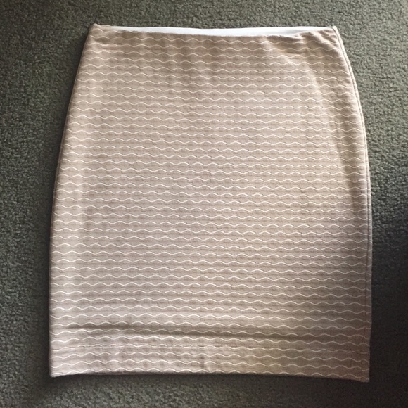 Loft Fitted Skirt sz XS