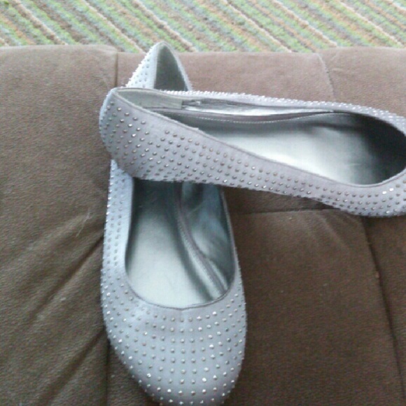 Women's flats
