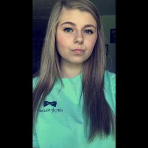 Meet your Posher, Christina