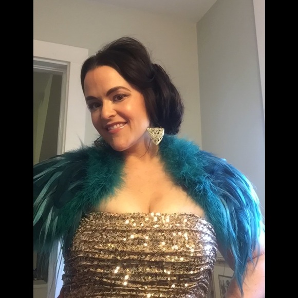 Meet your Posher, Jackie - Picture 3 of 4