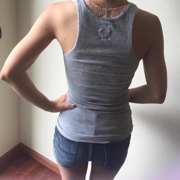 XS Victoria's Secret Tank - Picture 2 of 2