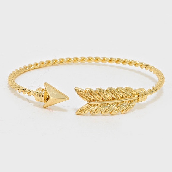 Arrow Cuff Bracelet - Picture 1 of 1