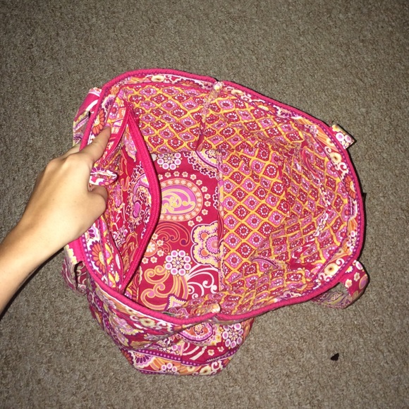 Vera Bradley Tote - Picture 2 of 3