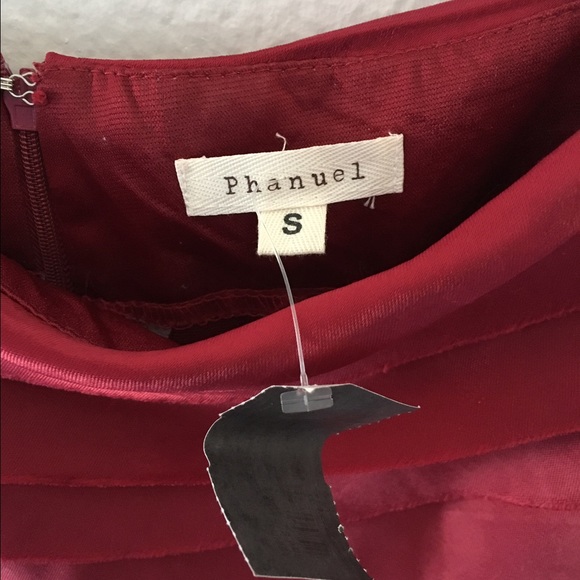 ✨NEW Rose Red Mini✨ - Picture 3 of 3