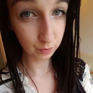 Meet your Posher, Ally